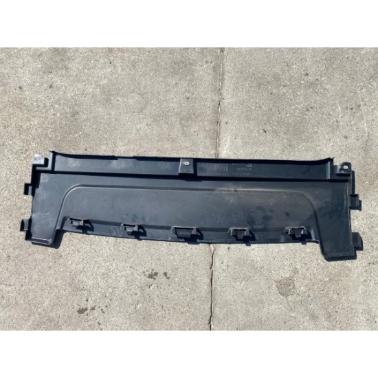 Upper deflector Volvo XC90 2015-2022 31383508 Upper deflector Volvo XC90 2015-2022 31383508