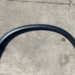 Bandou ornament aripa overfender dreapta spate Volvo XC90 2016+ 31378165 31448440 