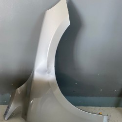 Aripa dreapta fata VOLVO V40 2012+ 31301262