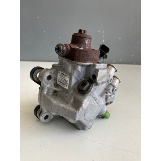 Pompa de inalta presiune Volvo S60 V60 S80 V70 XC70 XC60 31372081 31216724 30777346 31272896 Pompa de inalta presiune Volvo S60 V60 S80 V70 XC70 XC60 31372081 31216724 30777346 31272896