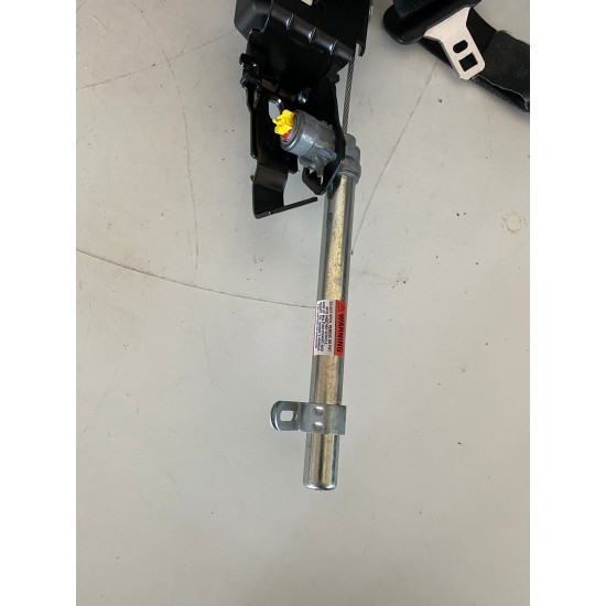 Front seatbelt left VOLVO XC60 2017 39817380 39836312 