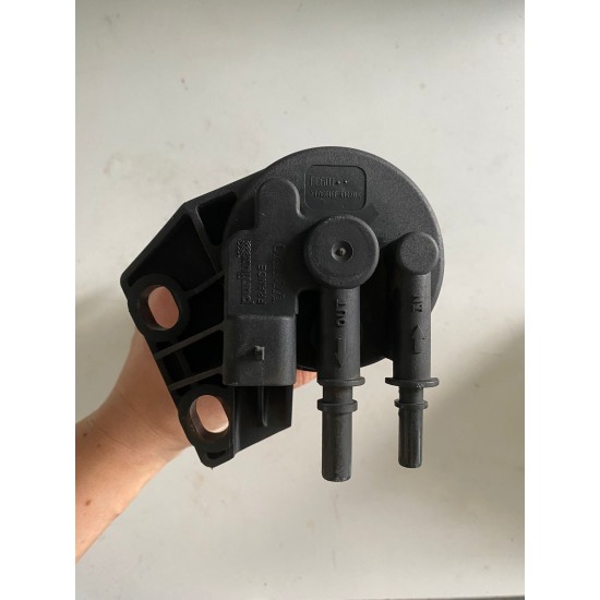 Carcasa Filtru Motorina Volvo S60 S80 V70 XC70 XC90 30792513 31303261