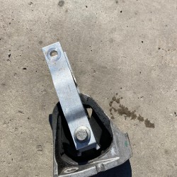 Torque arm bushing engine mounting VOLVO V40 2012+ 31359645 31359647 31430432