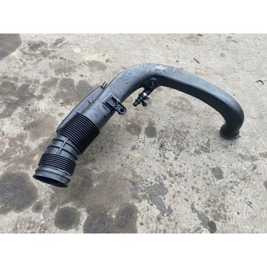 Teava admisie Volvo XC60 S60 V60 2010-2013 31319049 31274767 31370891 Teava admisie Volvo XC60 S60 V60 2010-2013 31319049 31274767 31370891