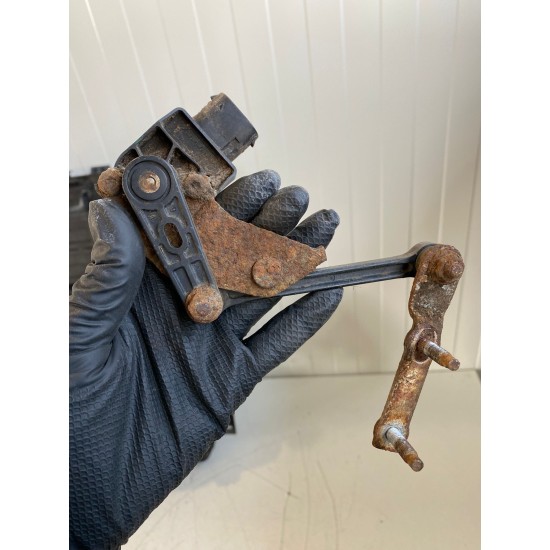 Cantar xenon dreapta spate Volvo XC60 2010-2017 31300179 9G9N-5A955-AA BL3KA