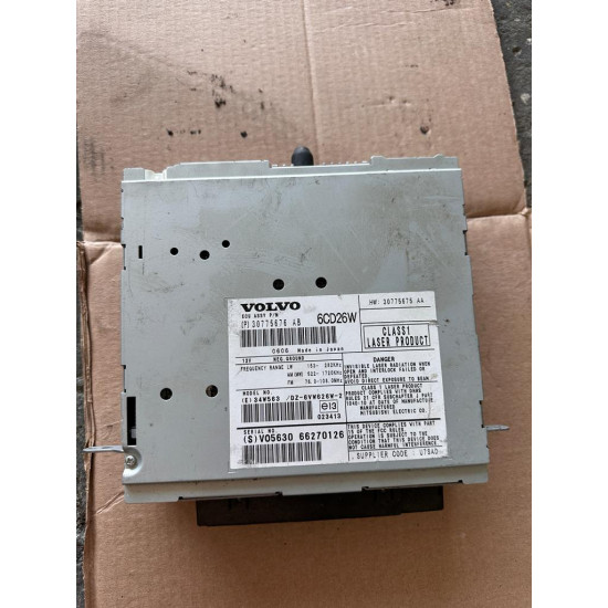 CD player Volvo XC90 30775676, 30775675