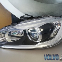 Left headlight with xenon Volvo S60, V60 2014-2017 31395902