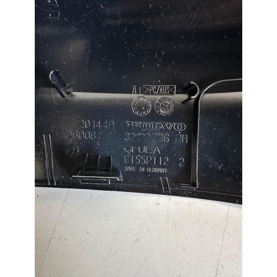Capac Oglinda Dreapta Volvo XC90 32132736 Capac Oglinda Dreapta Volvo XC90 32132736
