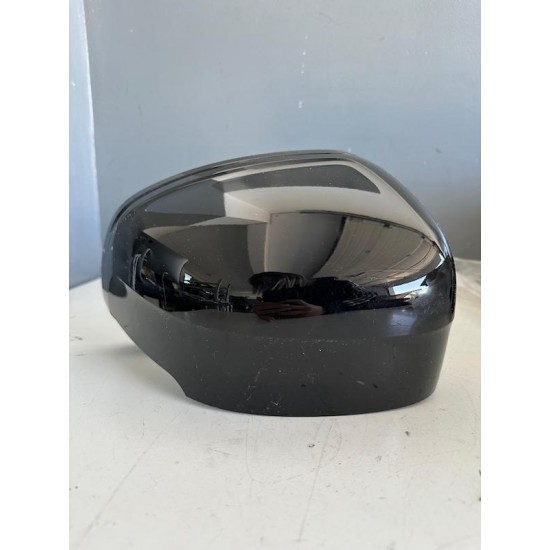 Capac Oglinda Dreapta Volvo XC90 32132736 Capac Oglinda Dreapta Volvo XC90 32132736