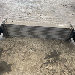 Racitor intercooler Volvo V40 2012+ 31338734