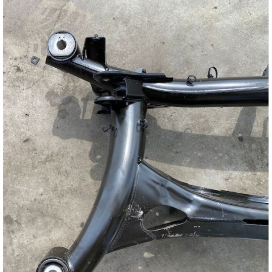 Subframe Volvo XC40 32269606 