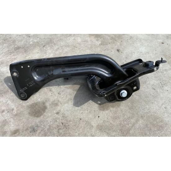 Suspension Arm Stay Left Rear Volvo XC40 32333013