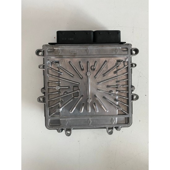 Calculator motor 2.4 Volvo XC90 2012 31272463 36002593 30729826 30771550 Calculator motor 2.4 Volvo XC90 2012 31272463 36002593 30729826 30771550