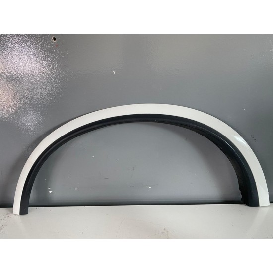 Bandou aripa stanga fata Volvo XC90 2007-2014 30779577 39882656