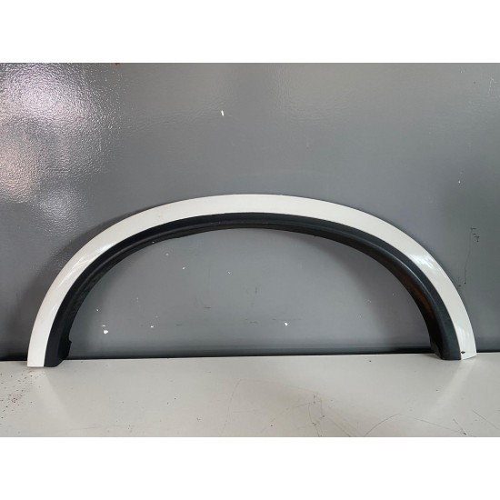 Bandou aripa stanga spate VOLVO XC90 2012 30695489 39882660