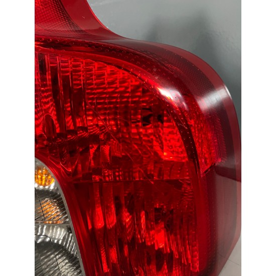 Stop dreapta fisurat Volvo XC90 2012 162642 31213382