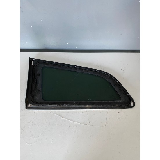 Geam spate laminat dreapta cu crom VOLVO V60 2019 32132159