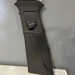 Stalp usa stanga Volvo V60 S60 2018+ 31479217
