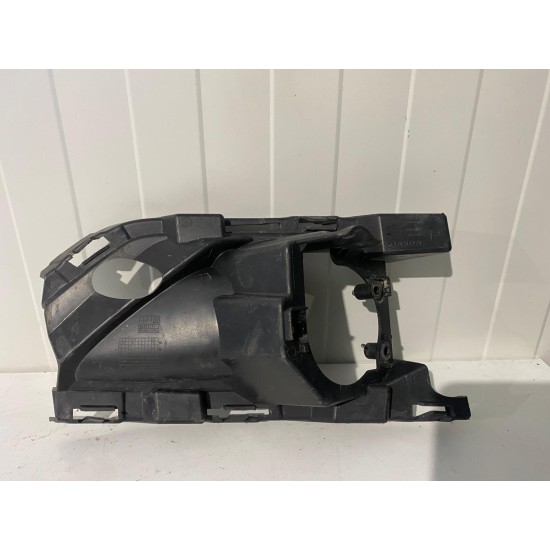 Suport proiector ceata stanga fata VOLVO XC40 2018+ 31407959