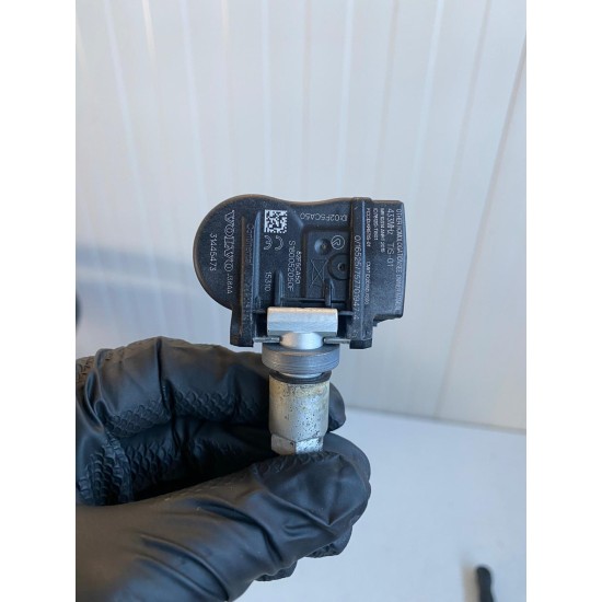 Tire Pressure Sensor Volvo C30 C70 S40 S60 S80 V40 V50 V60 V70 XC60 XC70 31445473 31445474