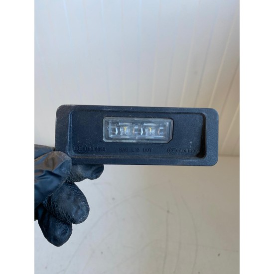 Lampa iluminare numar inmatriculare VOLVO V40 31352526