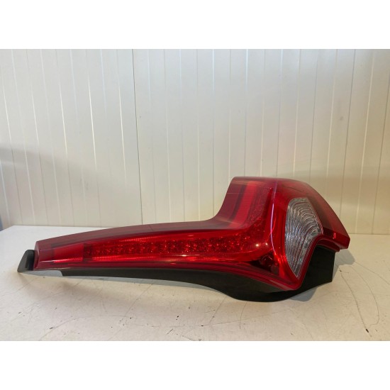 Right taillight Volvo V60 2017 31395929