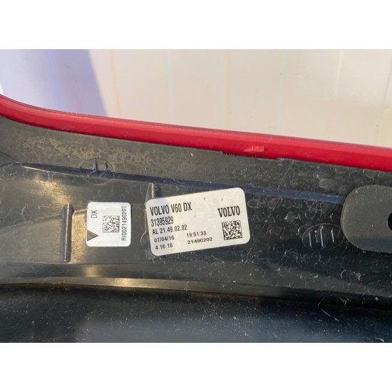 Right taillight Volvo V60 2017 31395929