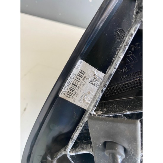 Oglinda dreapta electrica cu rabatare si bec 12 fire Volvo XC60 31298503 31371140 