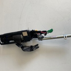 Centura dreapta fata VOLVO XC60 2009-2013 39813837