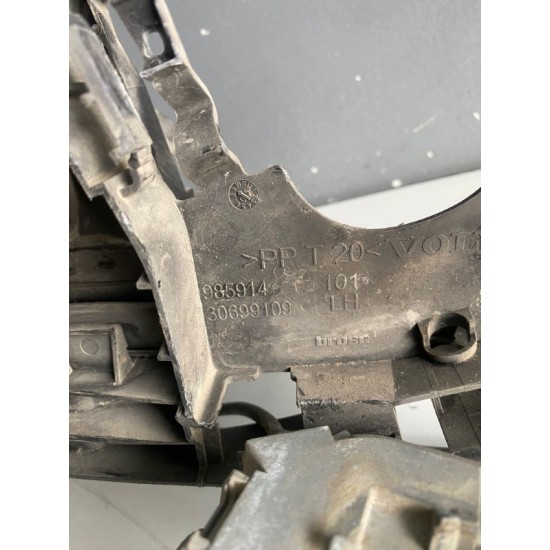 FRONT LEFT DOOR LOCK MECHANISM VOLVO C70 V50 C30 30753658 31253661 31253677