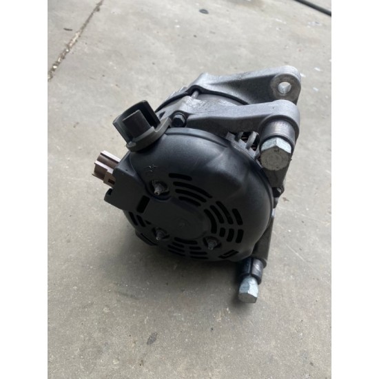 Alternator 1.6 diesel 109cp VOLVO S40 V50 C30 3M5T-10300-YE 36050997 Alternator 1.6 diesel 109cp VOLVO S40 V50 C30 3M5T-10300-YE 36050997
