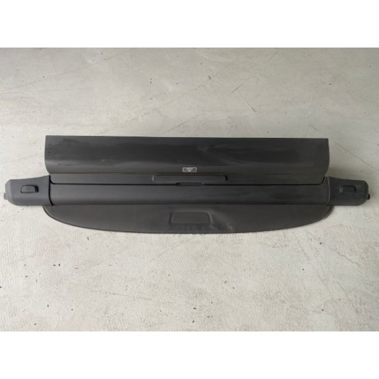 Rulou portbagaj VOLVO V50 2004-2007 39984055 Rulou portbagaj VOLVO V50 2004-2007 39984055