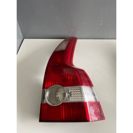 Stop dreapta spate VOLVO V50 2006 30678751 Stop dreapta spate VOLVO V50 2006 30678751