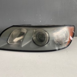 Far stanga halogen VOLVO V50 2006 30698885 31335223