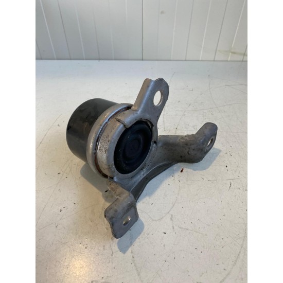 Engine mounting right VOLVO S60 V60 S80 XC60 V70 XC70 30793318 8G9N-6F012-BB