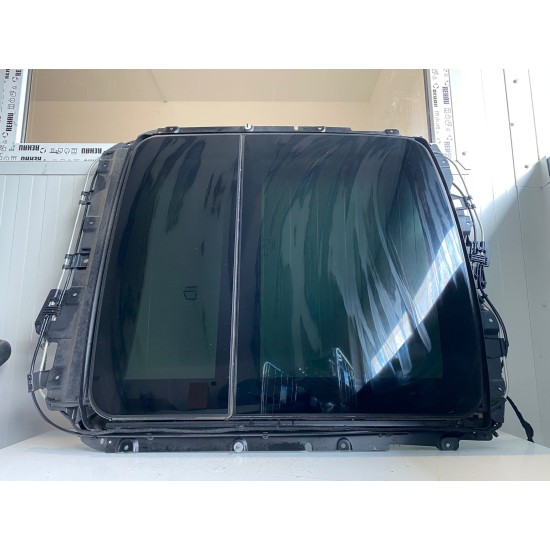 Frame roof hatch glass sunroof front and rear VOLVO XC60 2008-2017 31442190 31402033 31402034 Frame roof hatch glass sunroof front and rear VOLVO XC60 2008-2017 31442190 31402033 31402034