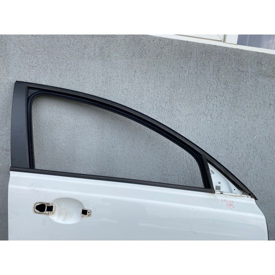 Usa dreapta fata VOLVO V50 2011 31335444 Usa dreapta fata VOLVO V50 2011 31335444