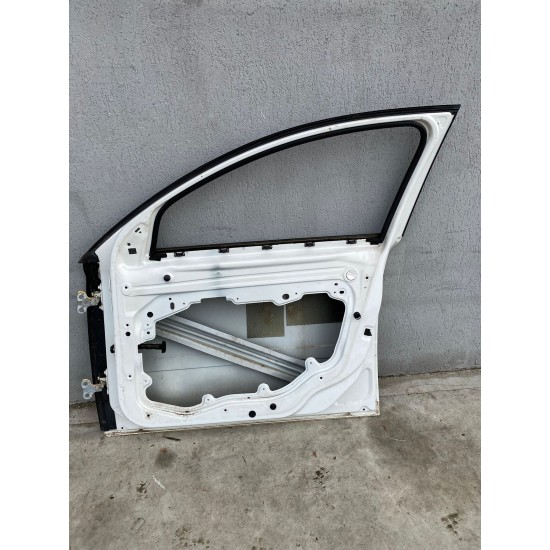Usa dreapta fata VOLVO V50 2011 31335444
