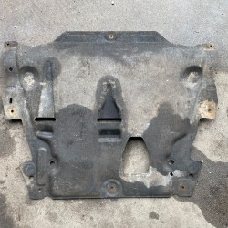 Engine splash shield/under tray Volvo XC60 S60 AG9N-6P013-DB 31290966 Engine splash shield/under tray Volvo XC60 S60 AG9N-6P013-DB 31290966