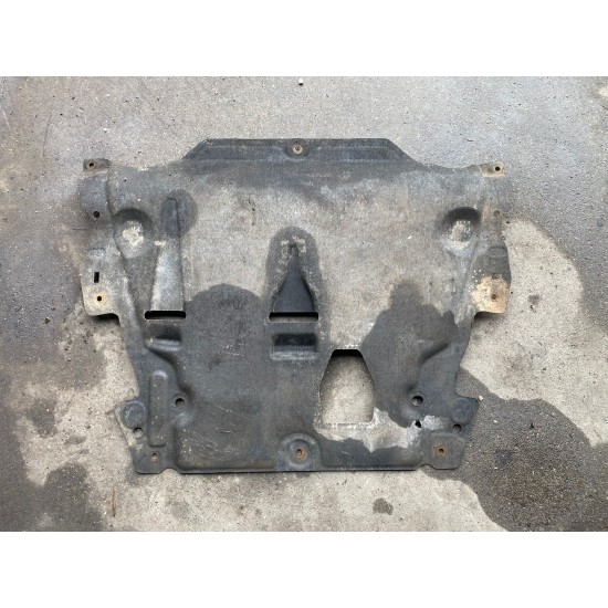 Engine splash shield/under tray Volvo XC60 S60 AG9N-6P013-DB 31290966 Engine splash shield/under tray Volvo XC60 S60 AG9N-6P013-DB 31290966