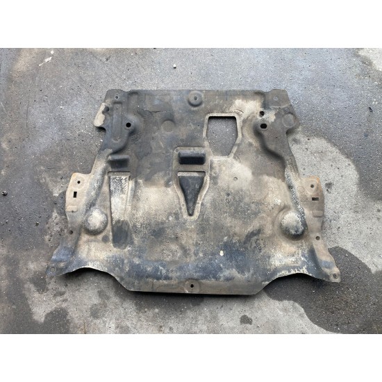 Engine splash shield/under tray Volvo XC60 S60 AG9N-6P013-DB 31290966 Engine splash shield/under tray Volvo XC60 S60 AG9N-6P013-DB 31290966