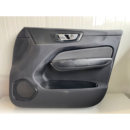 Fata de usa dreapta fata VOLVO XC60 2018+ 32328456 32328458