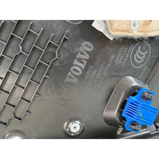 Fata Usa Dreapta Spate Volvo XC40 2018+ 31407710