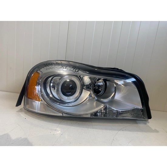 Far dreapta xenon lupa adaptiv NOU VOLVO XC90 Facelift 2012-2014 89910432 Far dreapta xenon lupa adaptiv NOU VOLVO XC90 Facelift 2012-2014 89910432