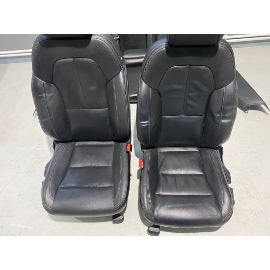 Interior cu incalzire in scaune fata VOLVO XC40 2018+ 