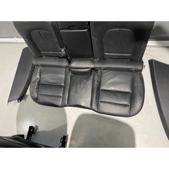 Interior cu incalzire in scaune fata VOLVO XC40 2018+ 