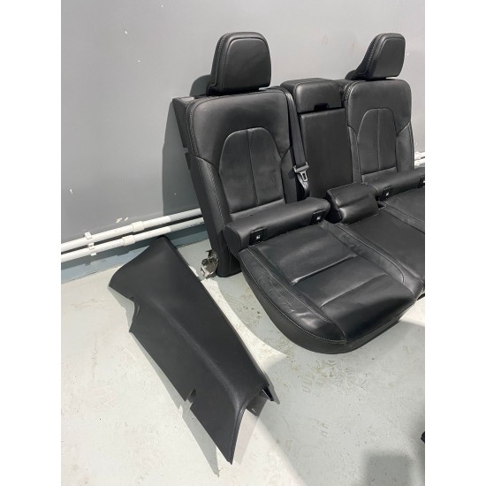 Interior cu incalzire in scaune fata VOLVO XC40 2018+ 