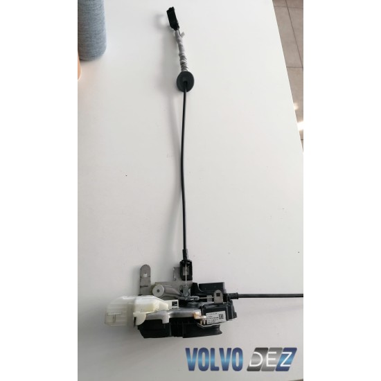 Locks left front VOLVO V40 31440391