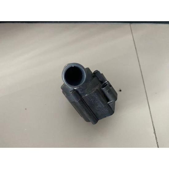 Water pump VOLVO V60 D6 HYBRID 2014+ 31366009