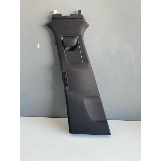 Stalp interior stanga Volvo S90 V90 2016+ 31377667 32219758 31403784 Stalp interior stanga Volvo S90 V90 2016+ 31377667 32219758 31403784